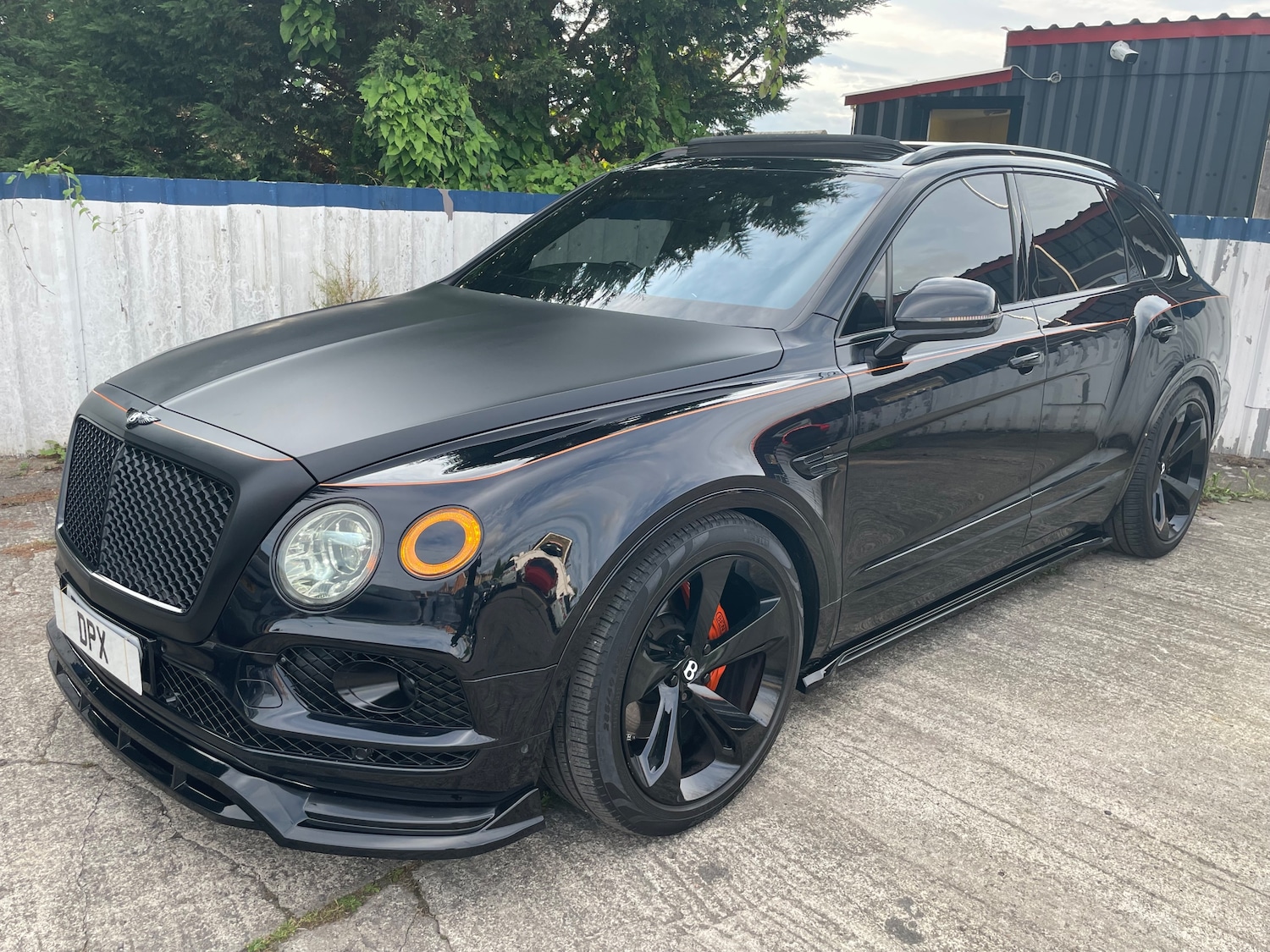 Used Bentley Bentayga 2017 for sale - 76234860: Photo 7