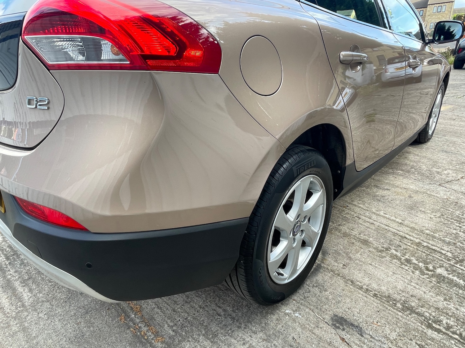 Used Volvo V40 Cross Country 2014 for sale - 76234861: Photo 16