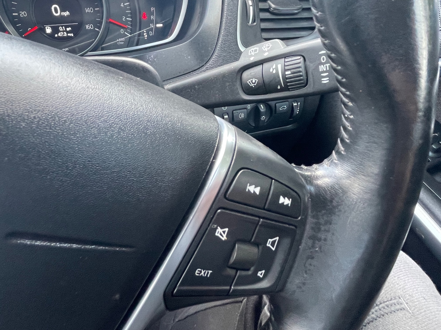 Used Volvo V40 Cross Country 2014 for sale - 76234861: Photo 27