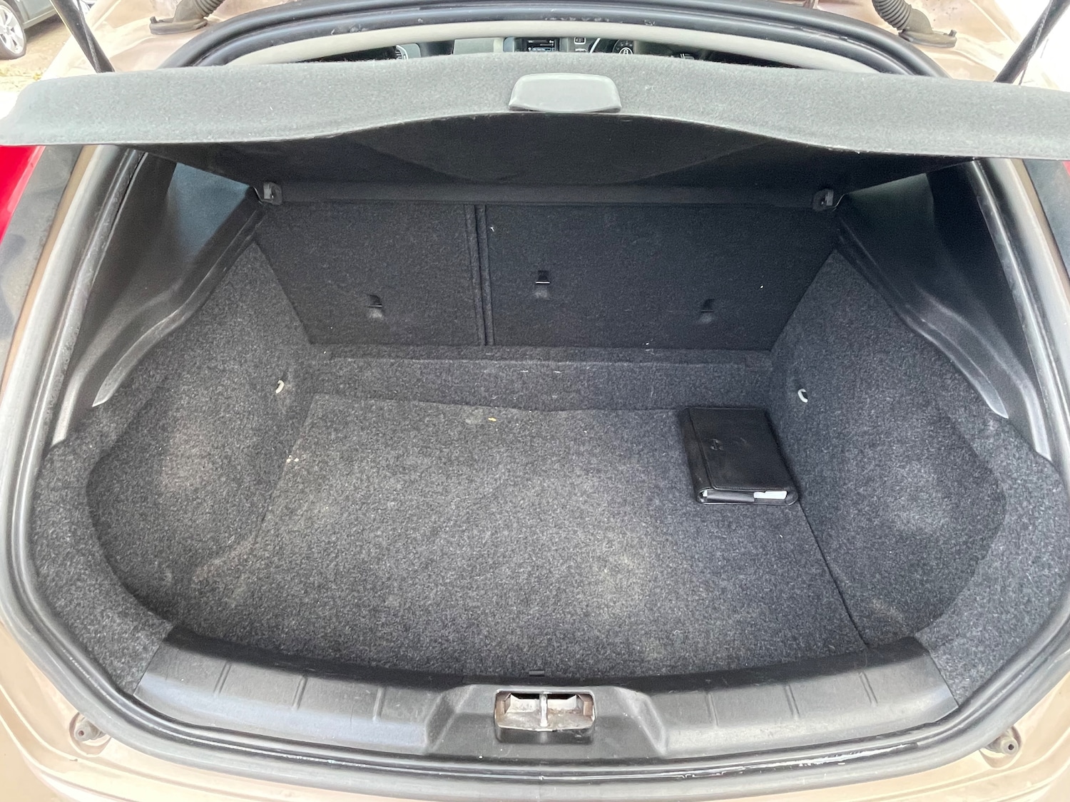 Used Volvo V40 Cross Country 2014 for sale - 76234861: Photo 28