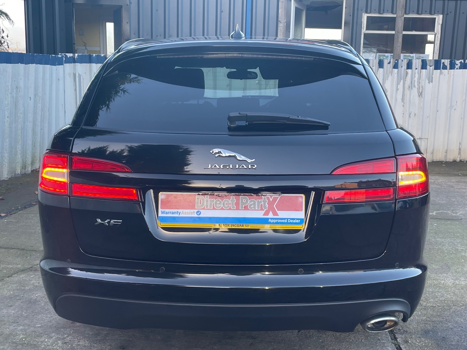 Used Jaguar XF 2015 for sale - 76386860: Photo 4