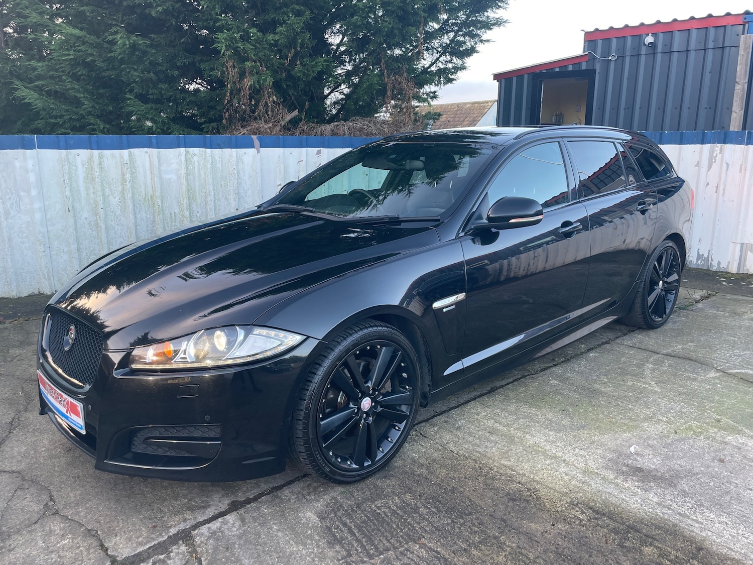 Used Jaguar XF 2015 for sale - 76386860: Photo 7