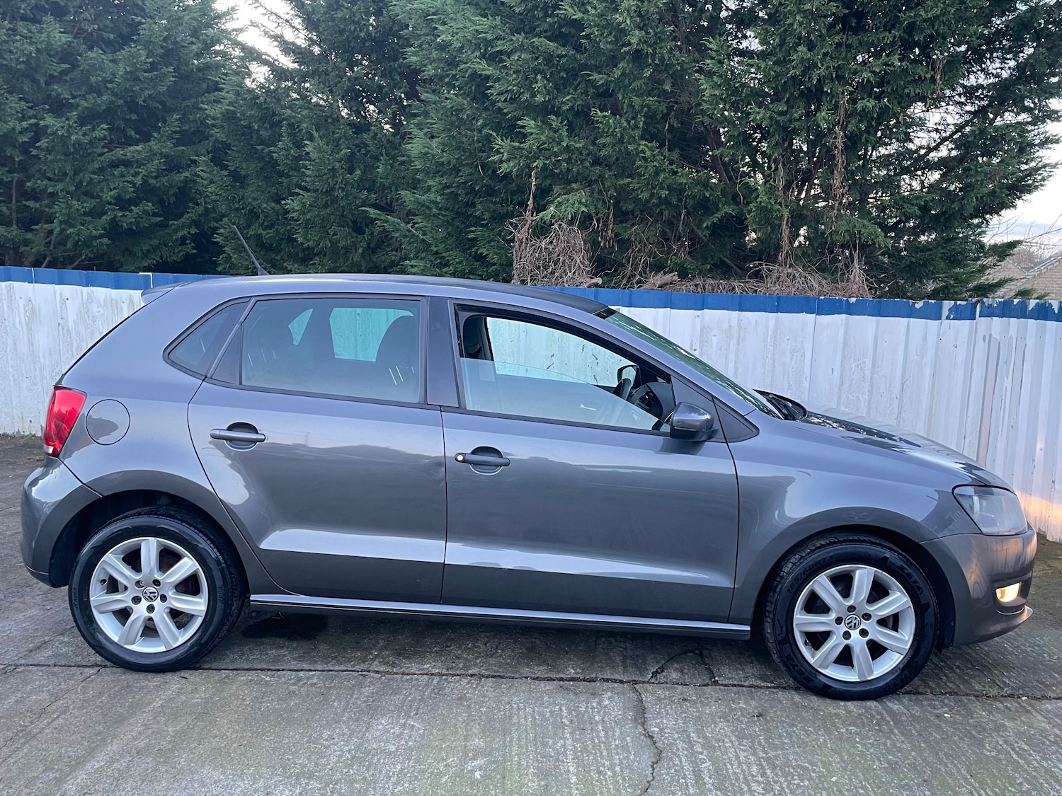 Used Volkswagen Polo 2012 for sale - 77161274: Photo 2