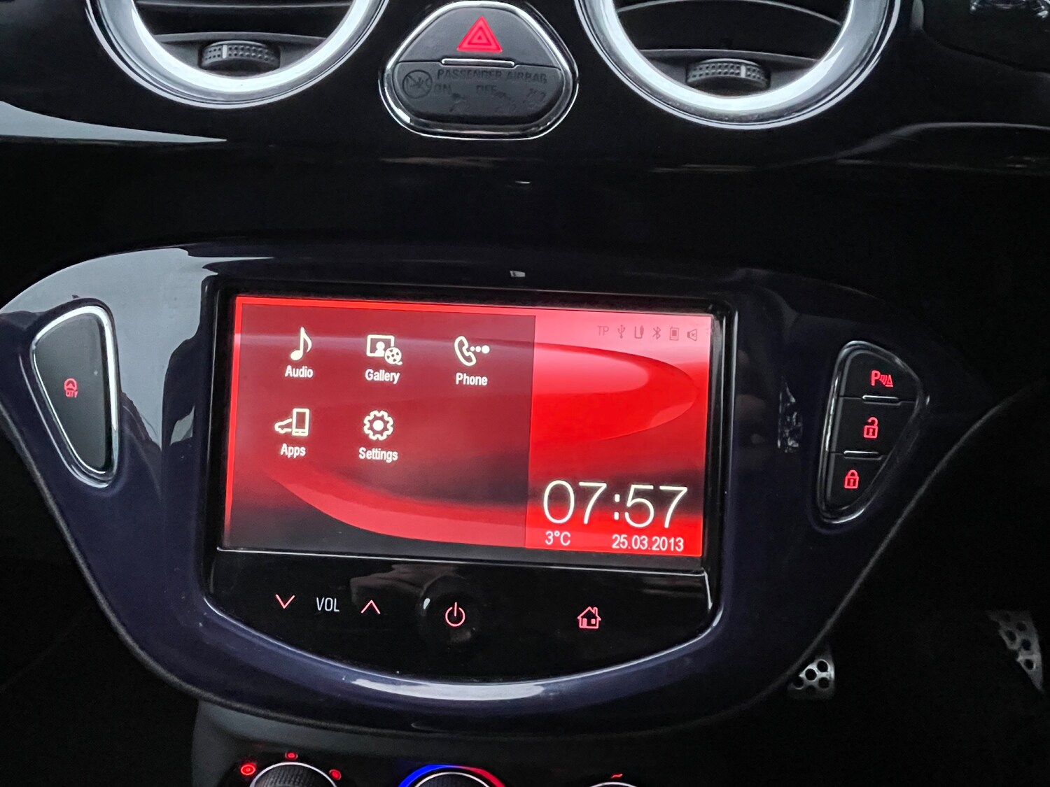 Used Vauxhall ADAM 2013 for sale - 77665308: Photo 24