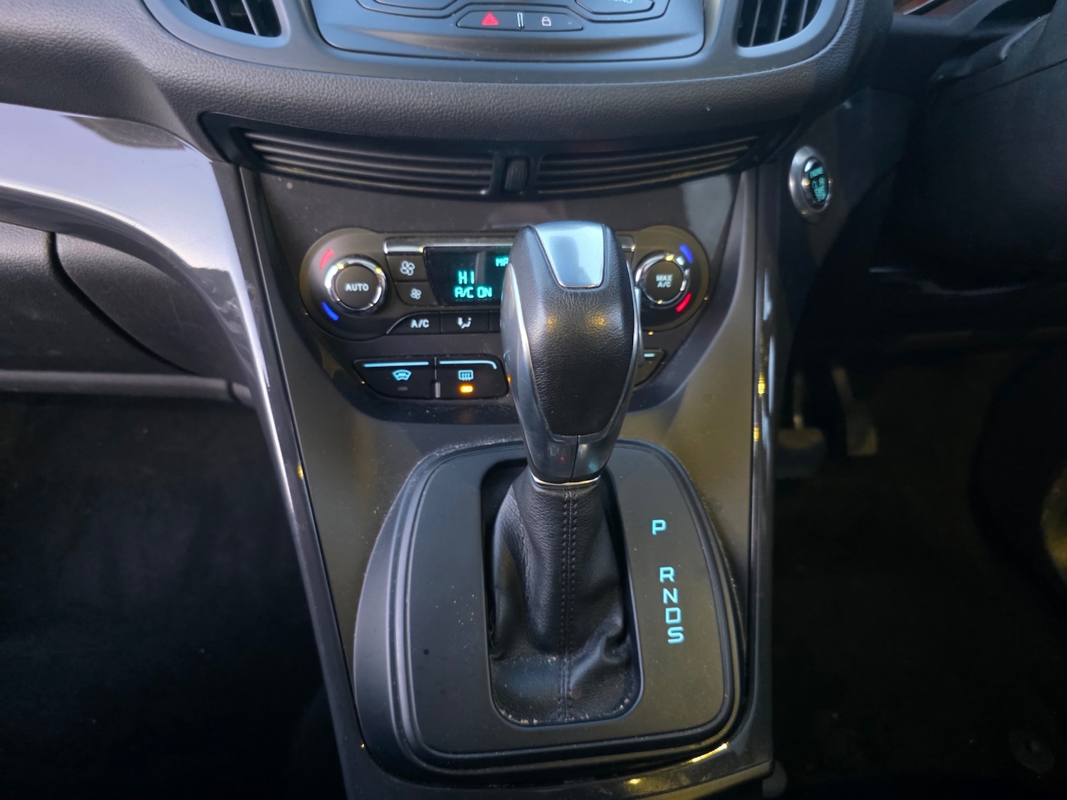 Used Ford Kuga 2016 for sale - 77211129: Photo 9