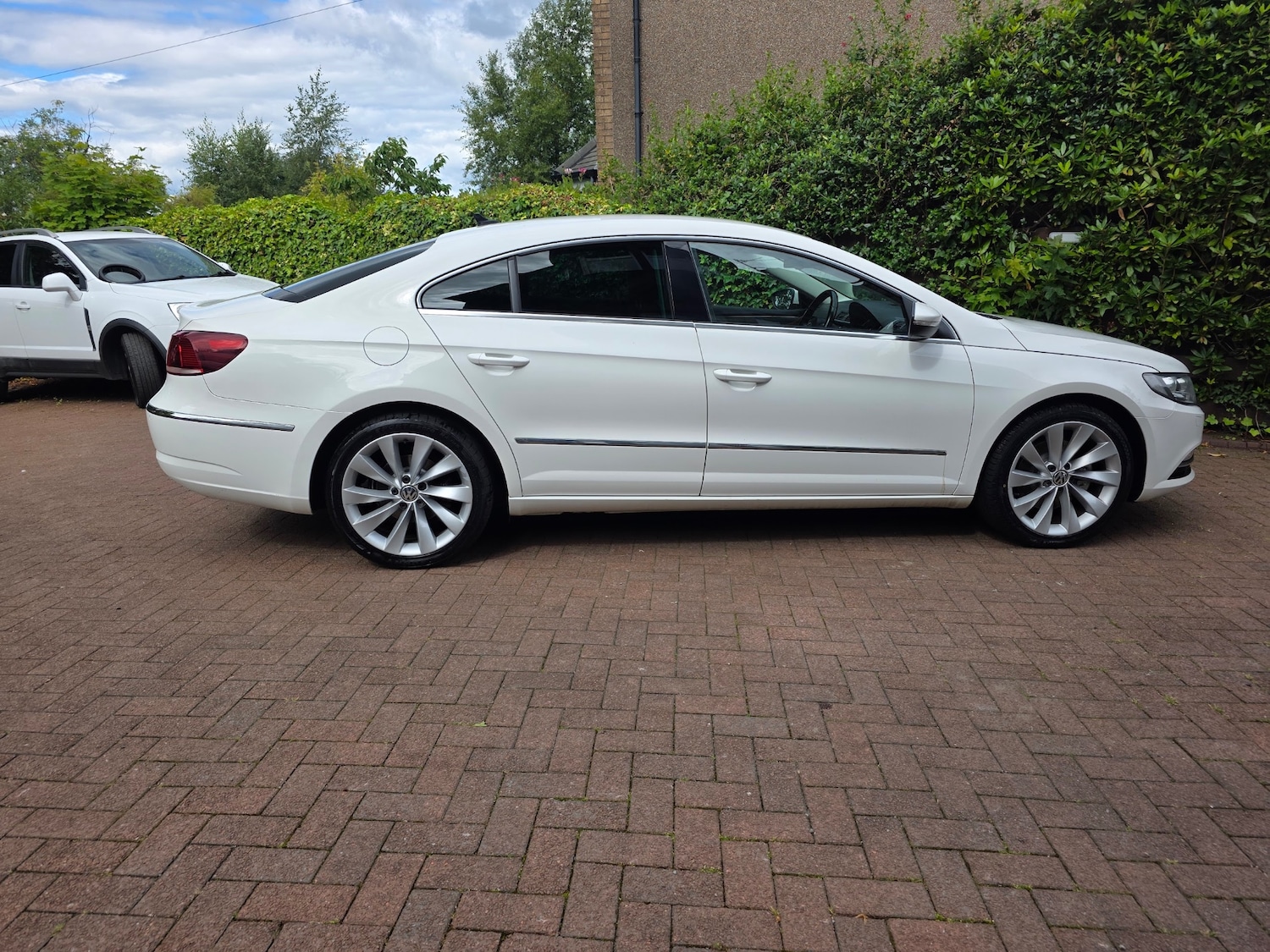 Used Volkswagen CC 2014 for sale - 76205592: Photo 3
