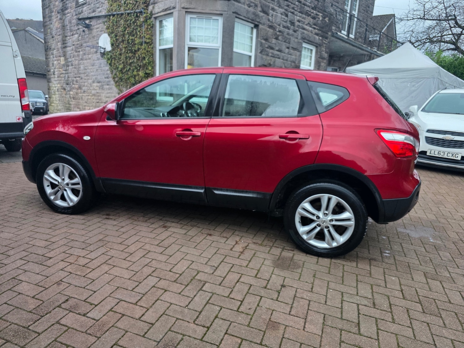 Used Nissan Qashqai 2013 for sale - 77326378: Photo 4