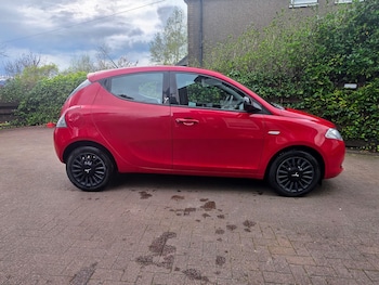 Used Chrysler Ypsilon 2014 for sale - 78311232: Photo