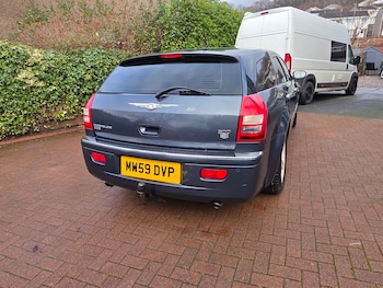 Used Chrysler 300C 2010 for sale - 77228192: Photo