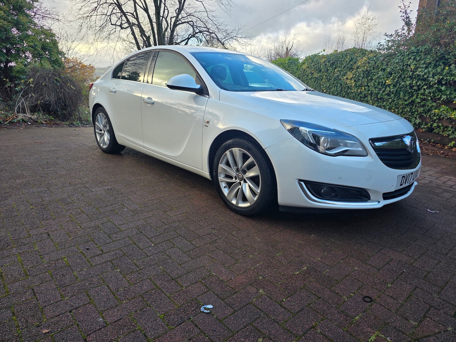 Used Vauxhall Insignia 2017 for sale - 76766874: Photo 1