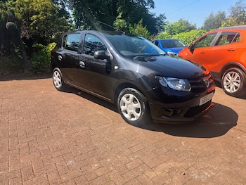 Used Dacia Sandero 2016 for sale - 79195863: Photo