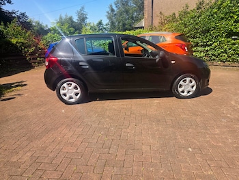Used Dacia Sandero 2016 for sale - 79195863: Photo