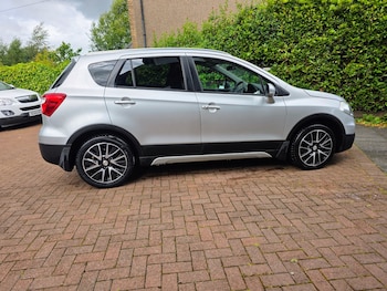 Used Suzuki SX4 S-Cross 2015 for sale - 75526459: Photo