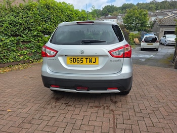 Used Suzuki SX4 S-Cross 2015 for sale - 75526459: Photo