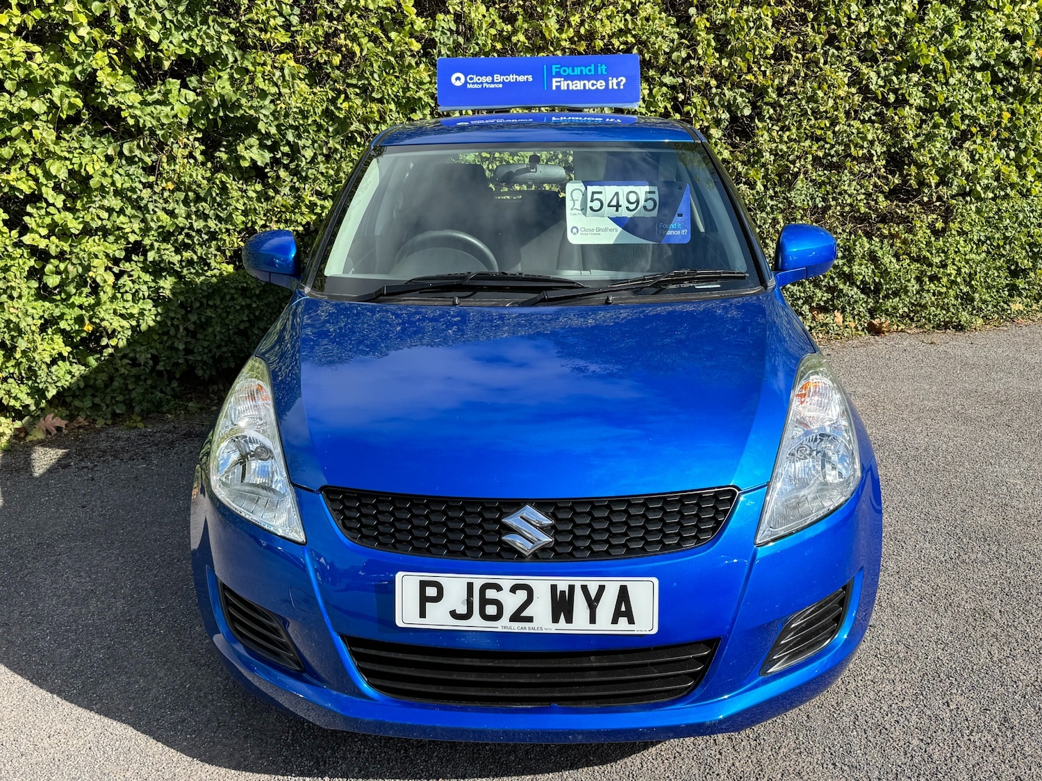 Used Suzuki Swift 2012 for sale - 76192471: Photo 2