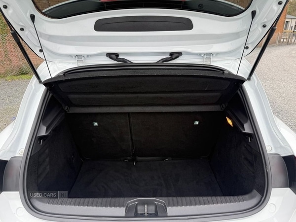 Used Renault Clio 2020 for sale - 76803120: Photo 20