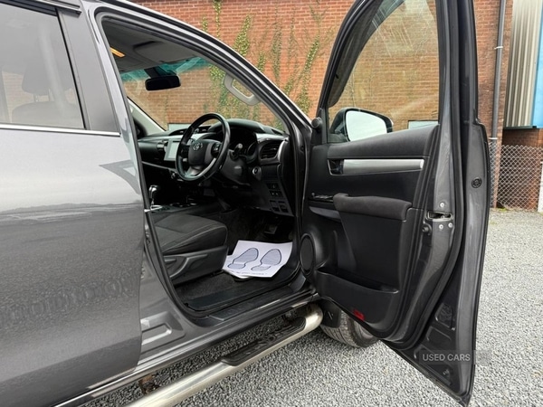 Used Toyota Hilux 2017 for sale - 76409650: Photo 13