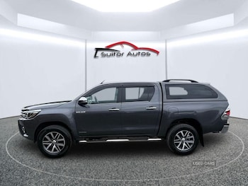 Used Toyota Hilux 2017 for sale - 76409650: Photo