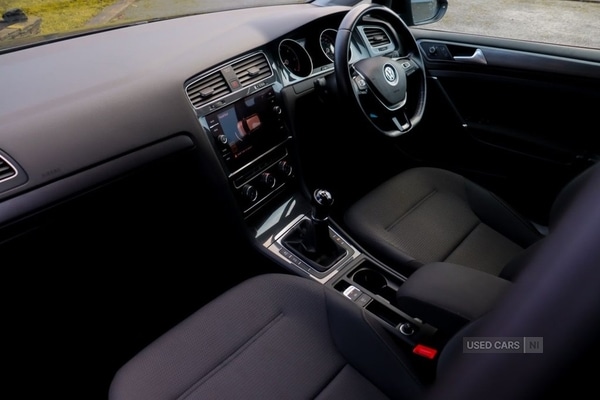 Used Volkswagen Golf 2018 for sale - 77098765: Photo 10