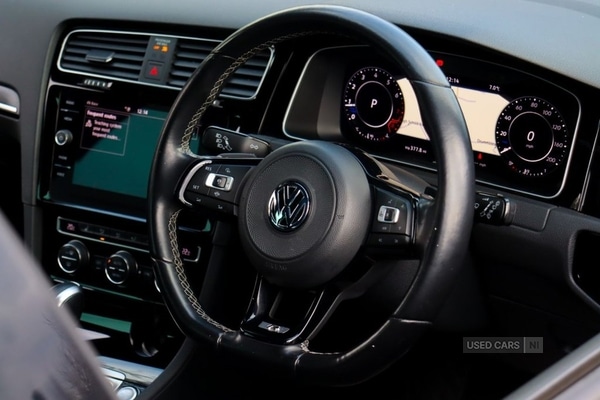 Used Volkswagen Golf 2020 for sale - 77204698: Photo 2