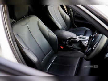 Used BMW 3 Series 2016 for sale - 76936872: Photo