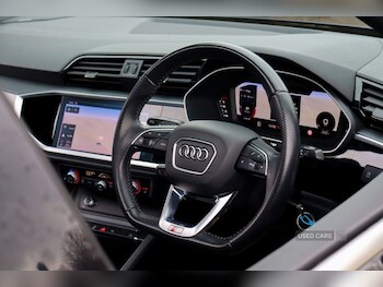 Used Audi Q3 2020 for sale - 77332259: Photo