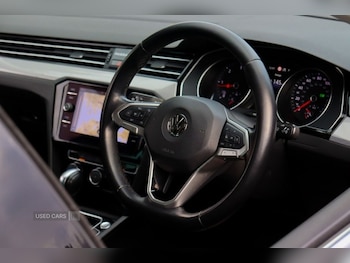 Used Volkswagen Passat 2020 for sale - 77321222: Photo