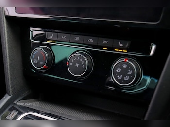 Used Volkswagen Passat 2020 for sale - 77321222: Photo