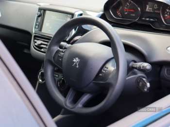 Used Peugeot 208 2014 for sale - 74935891: Photo
