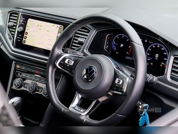 Used Volkswagen T-Roc 2021 for sale - 78685365: Photo