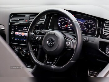 Used Volkswagen Golf 2019 for sale - 78649350: Photo