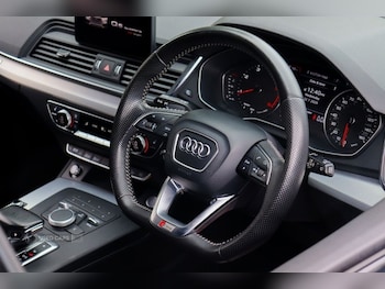 Used Audi Q5 2017 for sale - 79329198: Photo