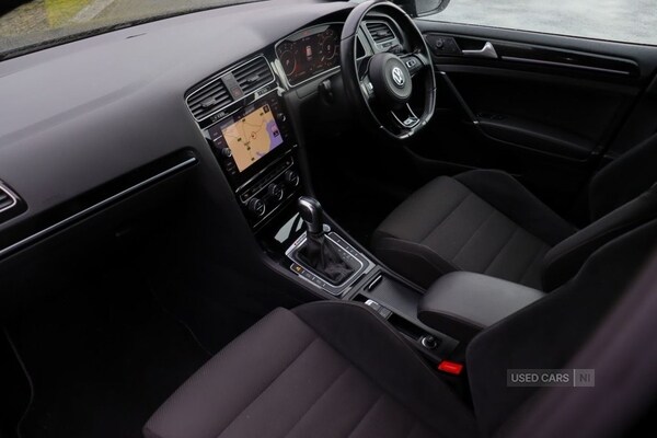 Used Volkswagen Golf 2020 for sale - 77469618: Photo 12