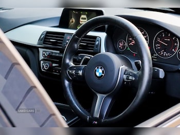 Used BMW 3 Series 2017 for sale - 76002868: Photo 2