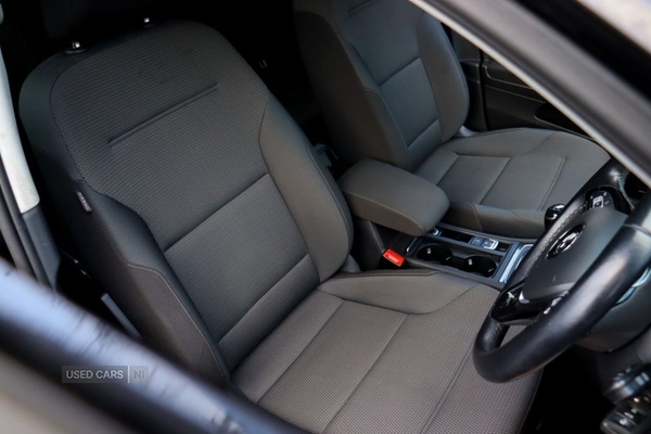 Used Volkswagen Golf 2018 for sale - 77098763: Photo 10