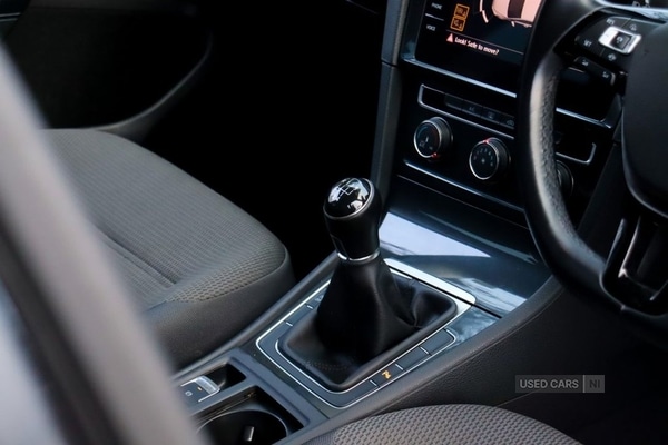 Used Volkswagen Golf 2018 for sale - 77098763: Photo 11