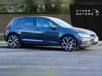 Used Volkswagen Golf 2018 for sale - 77098763: Photo