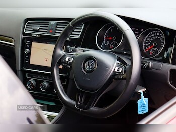 Used Volkswagen Golf 2018 for sale - 78536234: Photo