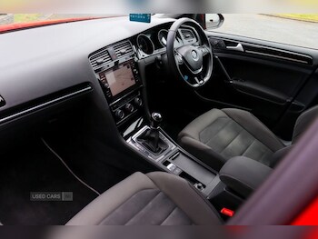 Used Volkswagen Golf 2018 for sale - 78536234: Photo