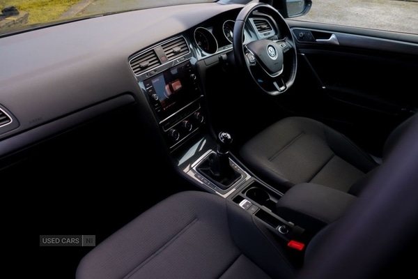 Used Volkswagen Golf 2019 for sale - 76634625: Photo 6