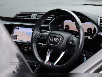 Used Audi Q3 2019 for sale - 75721138: Photo