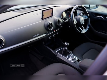 Used Audi A3 2018 for sale - 77109998: Photo