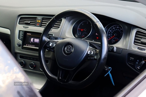 Used Volkswagen Golf 2015 for sale - 77396771: Photo 2