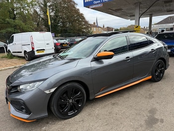 Used Honda Civic 2018 for sale - 76147634: Photo 3