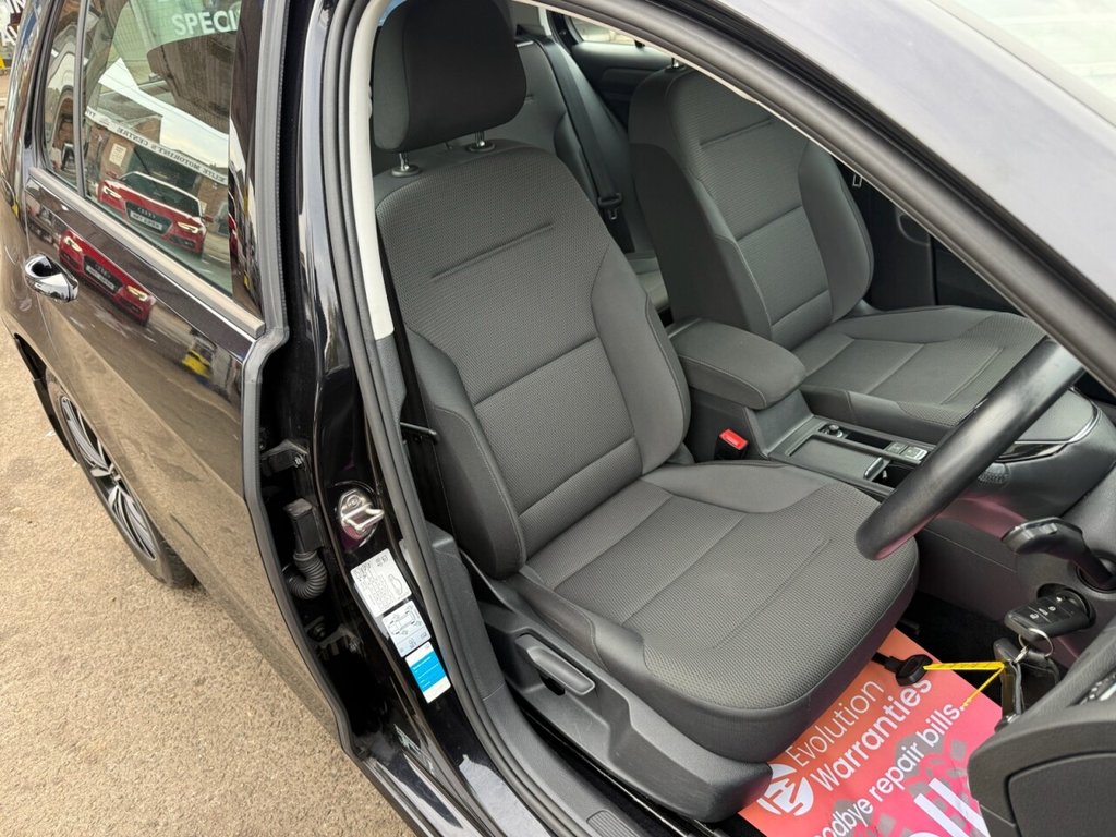 Used Volkswagen Golf 2018 for sale - 76039811: Photo 17