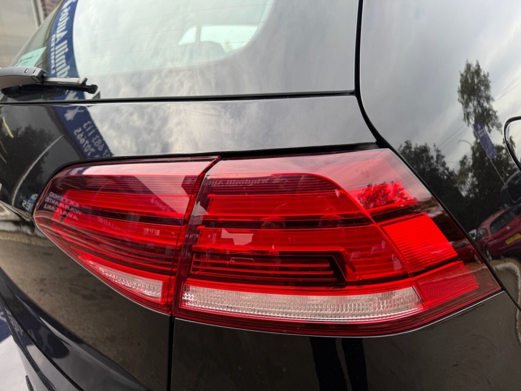 Used Volkswagen Golf 2018 for sale - 76039811: Photo 21