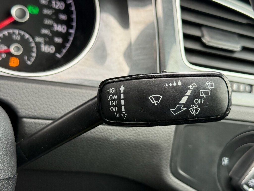 Used Volkswagen Golf 2018 for sale - 76039811: Photo 49