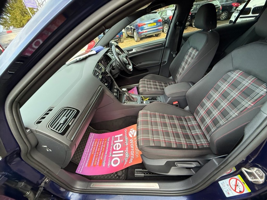 Used Volkswagen Golf 2019 for sale - 76291391: Photo 24