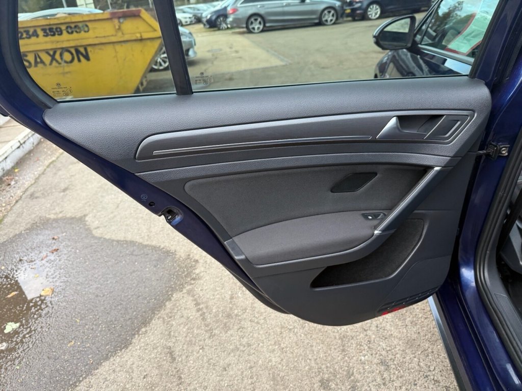 Used Volkswagen Golf 2019 for sale - 76291391: Photo 29