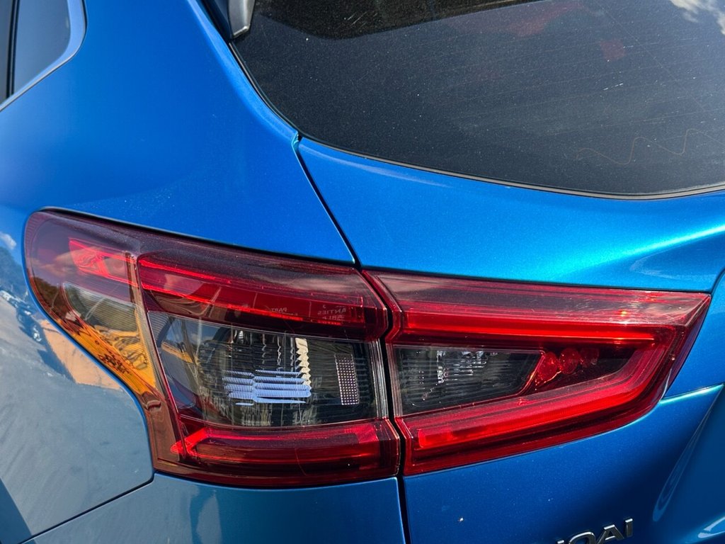 Used Nissan Qashqai 2017 for sale - 75802043: Photo 15